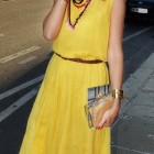 Gelbes kleid