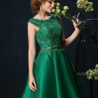 Kleid grün knielang